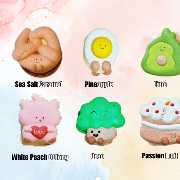 CARTOON MACARONS SET