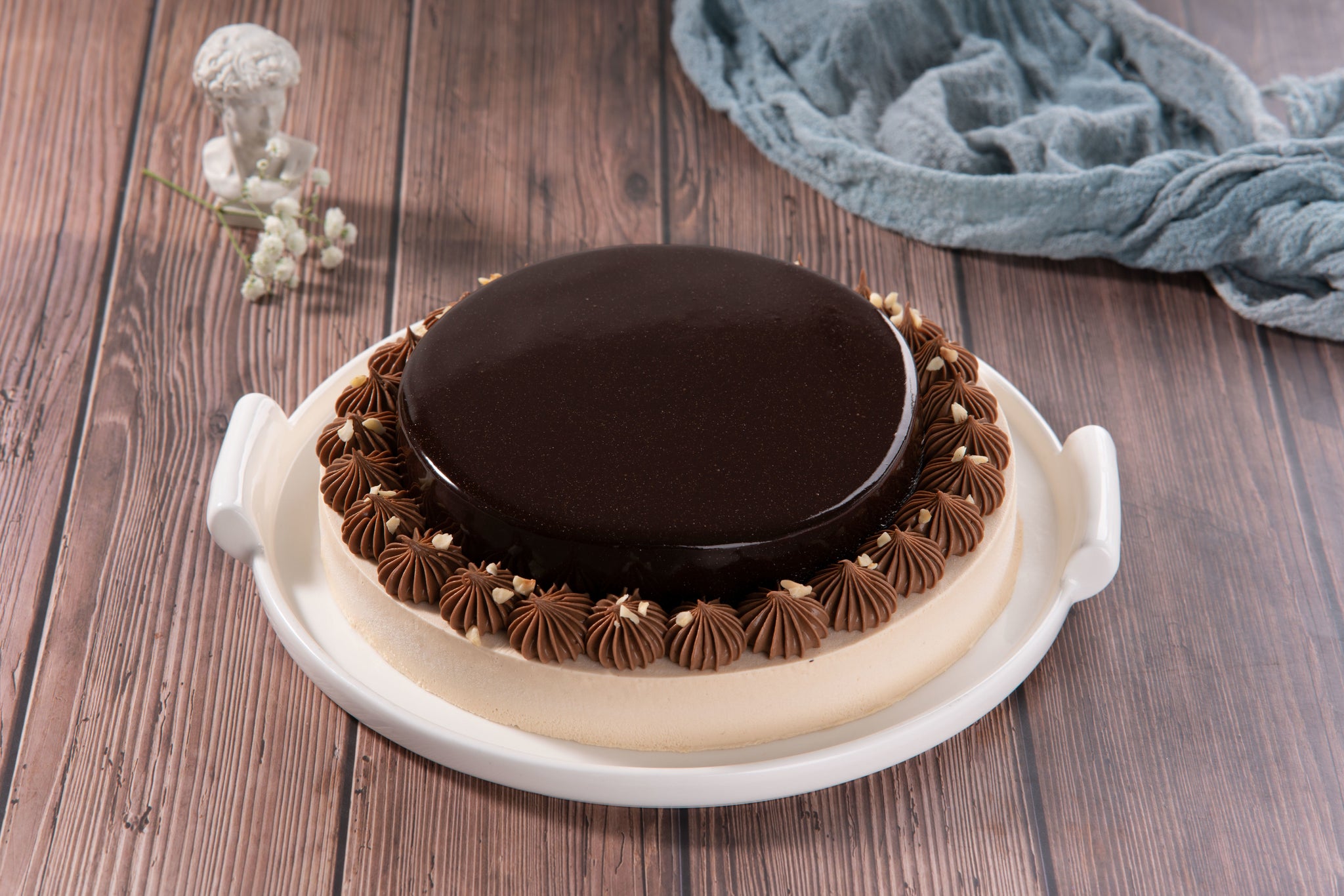 8 Inch Hazelnut Chocolate Mousse Cake